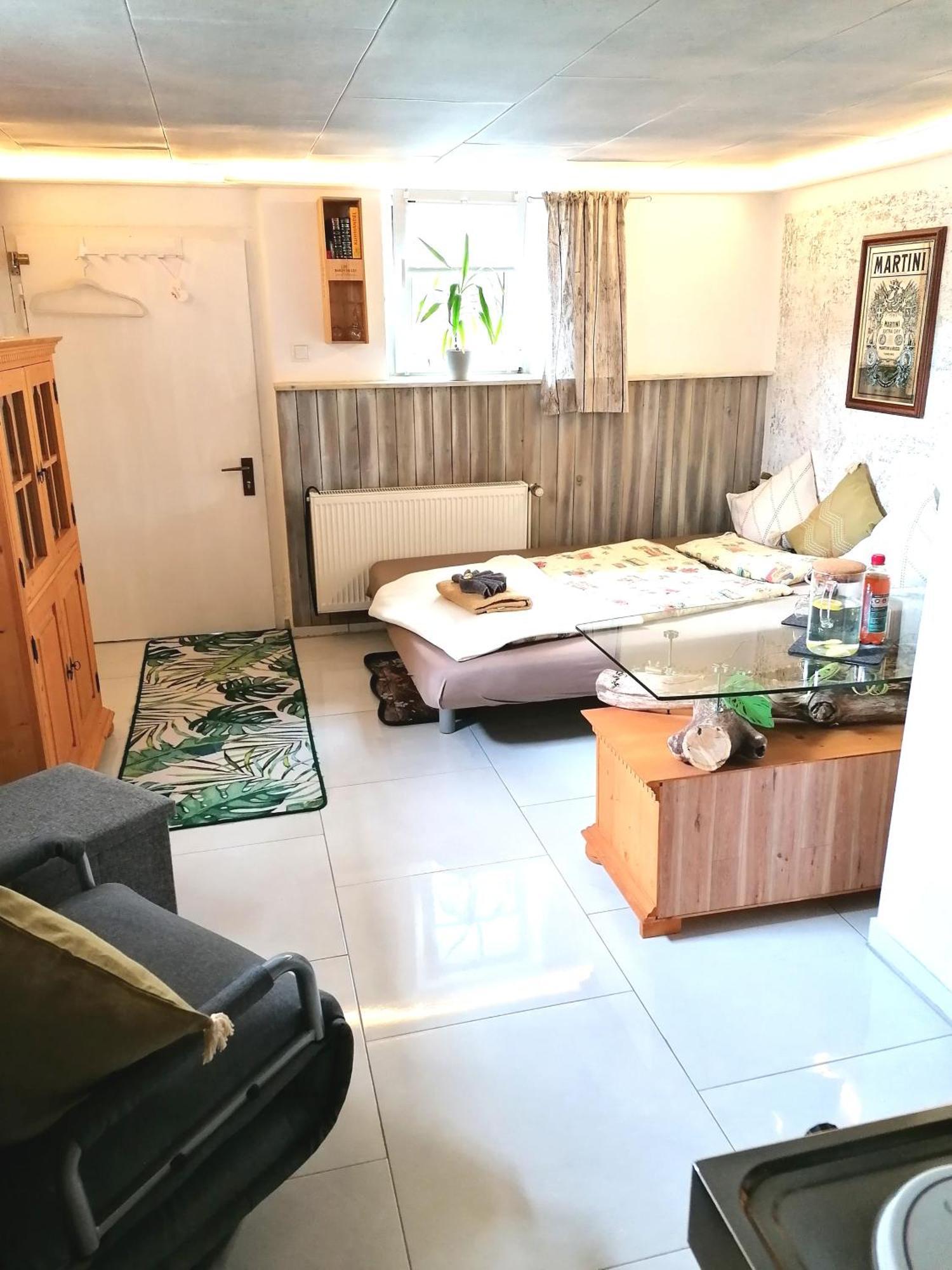 Apartment Kleines Im Eichenwaeldchen, 1 Kueche Bad